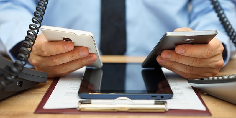 Droit à la déconnexion : ce dispositif va-t-il mettre fin à l’hyperconnexion des cadres ?