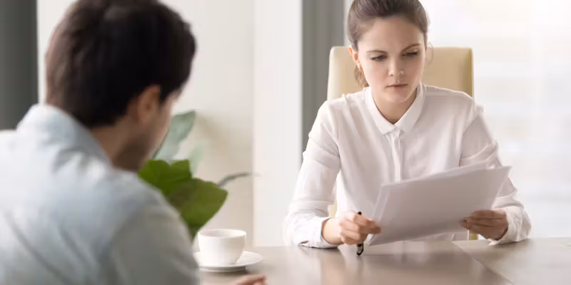Faut-il remplacer ''directeur'' par ''Chief Officer'' dans son CV ?