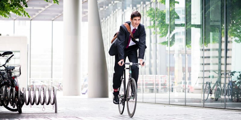 Trajets domicile-travail : la prime mobilité reste incitative, pas obligatoire