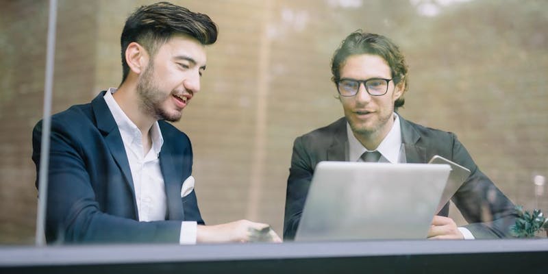 Faut-il mettre régulièrement à jour son CV sur les sites emploi ?