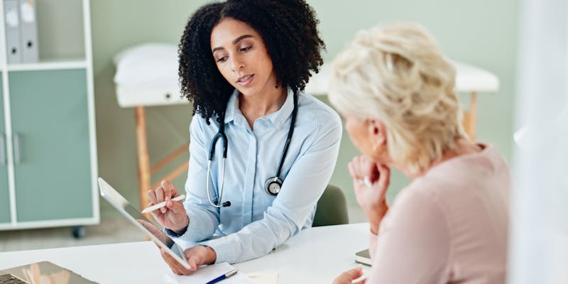 Contre-visite médicale par l’employeur : les règles clarifiées et précisées