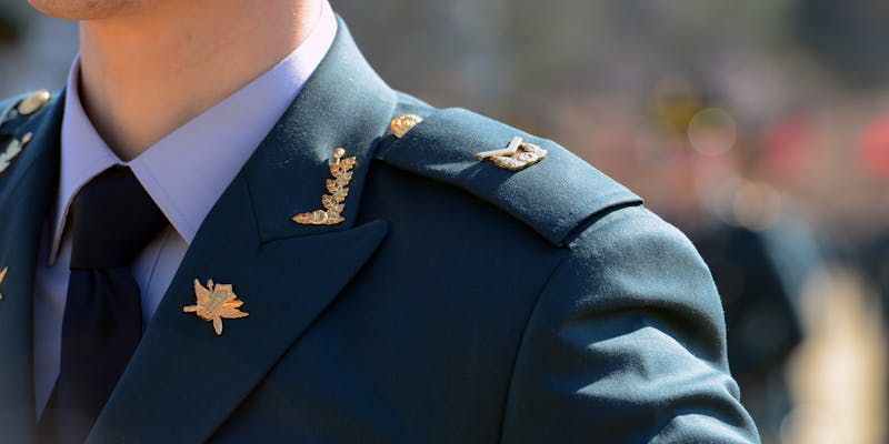 Sous-officier - Fiche Métier : études, missions et salaires