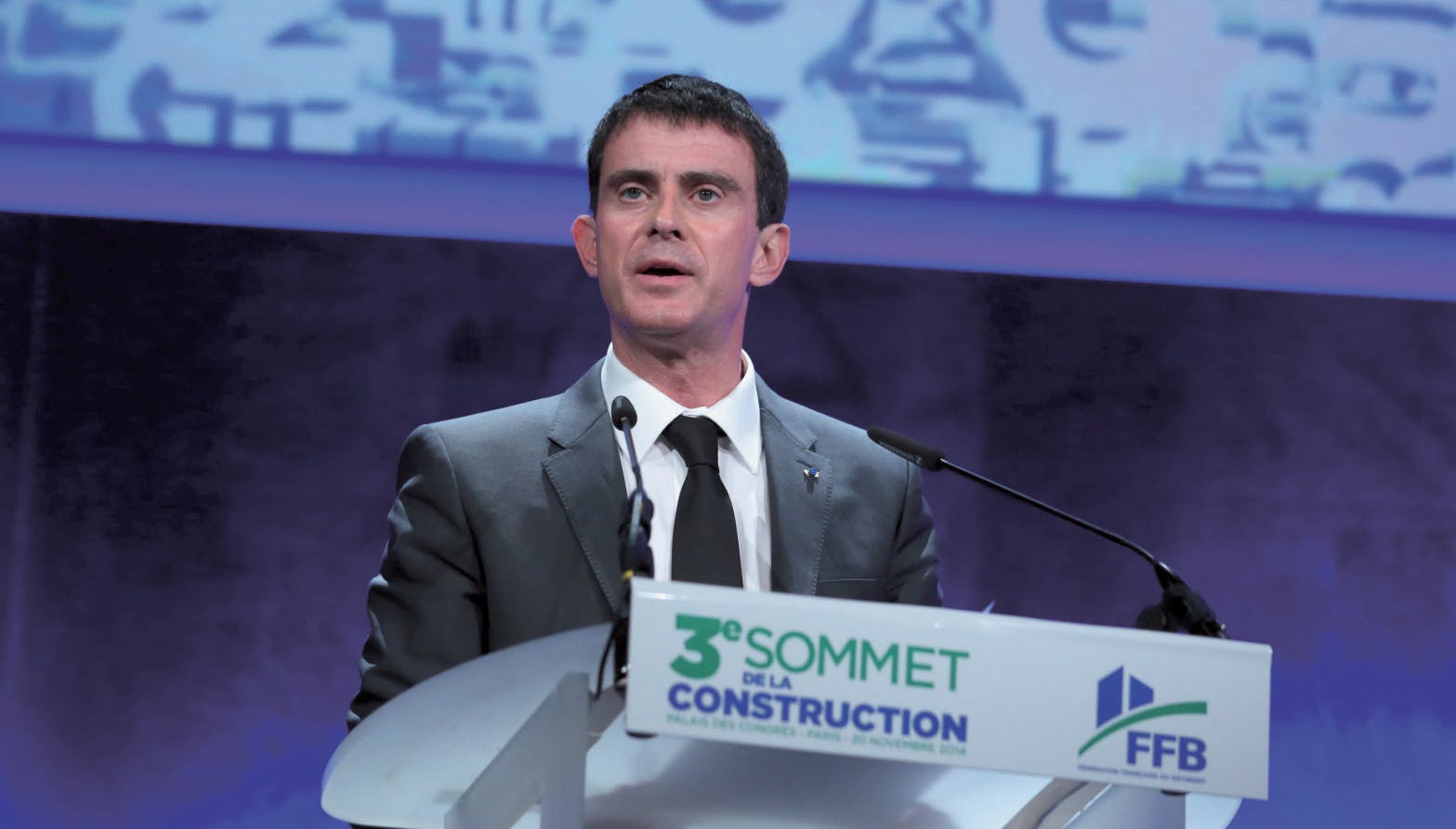 Manuel Valls sur le front du logement